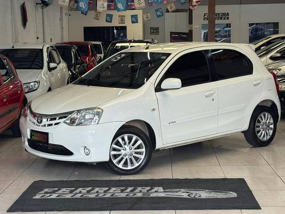TOYOTA ETIOS 1.5 XLS 16V FLEX 4P MANUAL